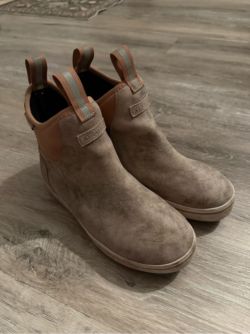 Women’s xtratuf ankle boots
